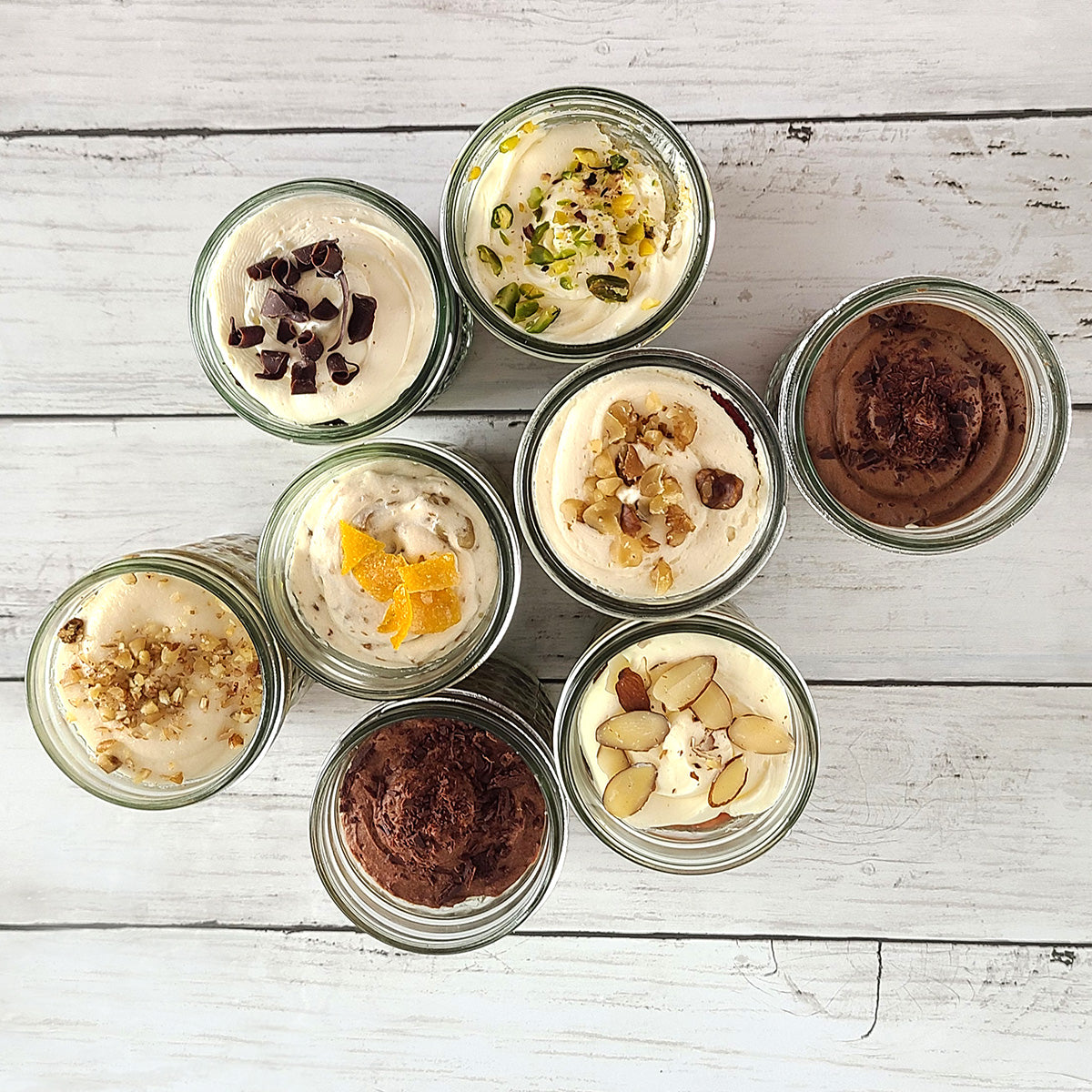 Tre Sorelle cake-in-a-jar eight cake tops