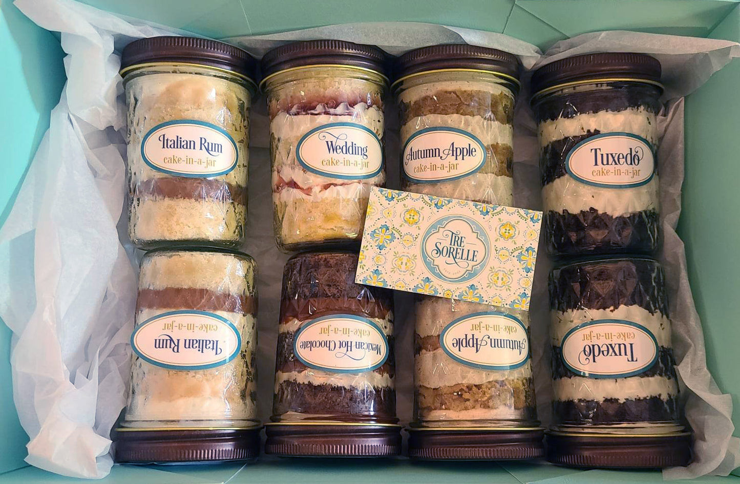Tre Sorelle gourmet cake-in-a-jar gift box of eight jars