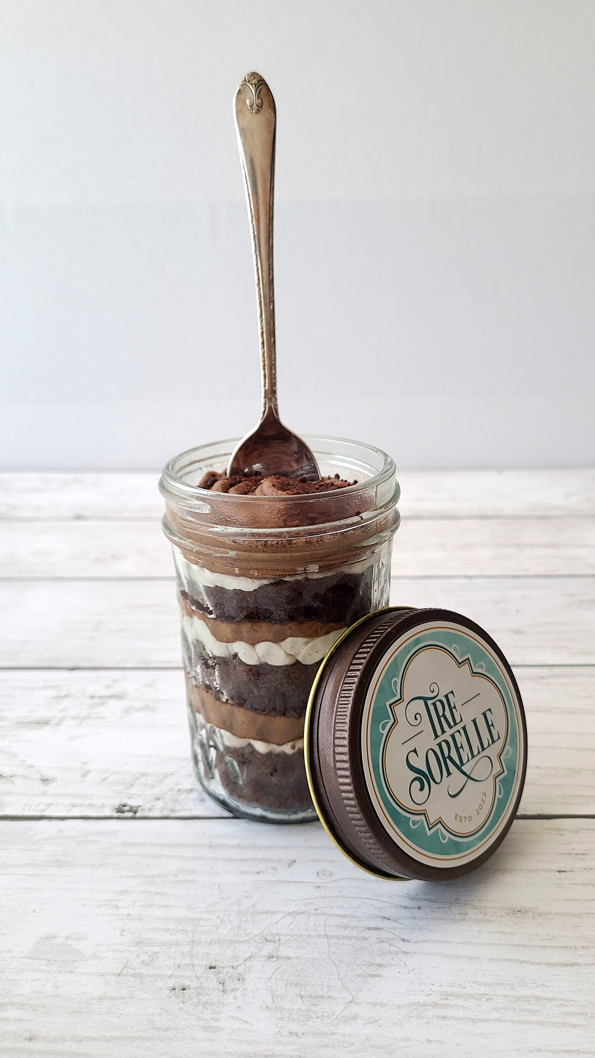 Mexican Hot Chocolate cake-in-a-jar - Tre Sorelle